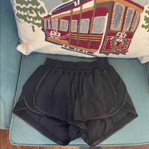 Lululemon black shorts